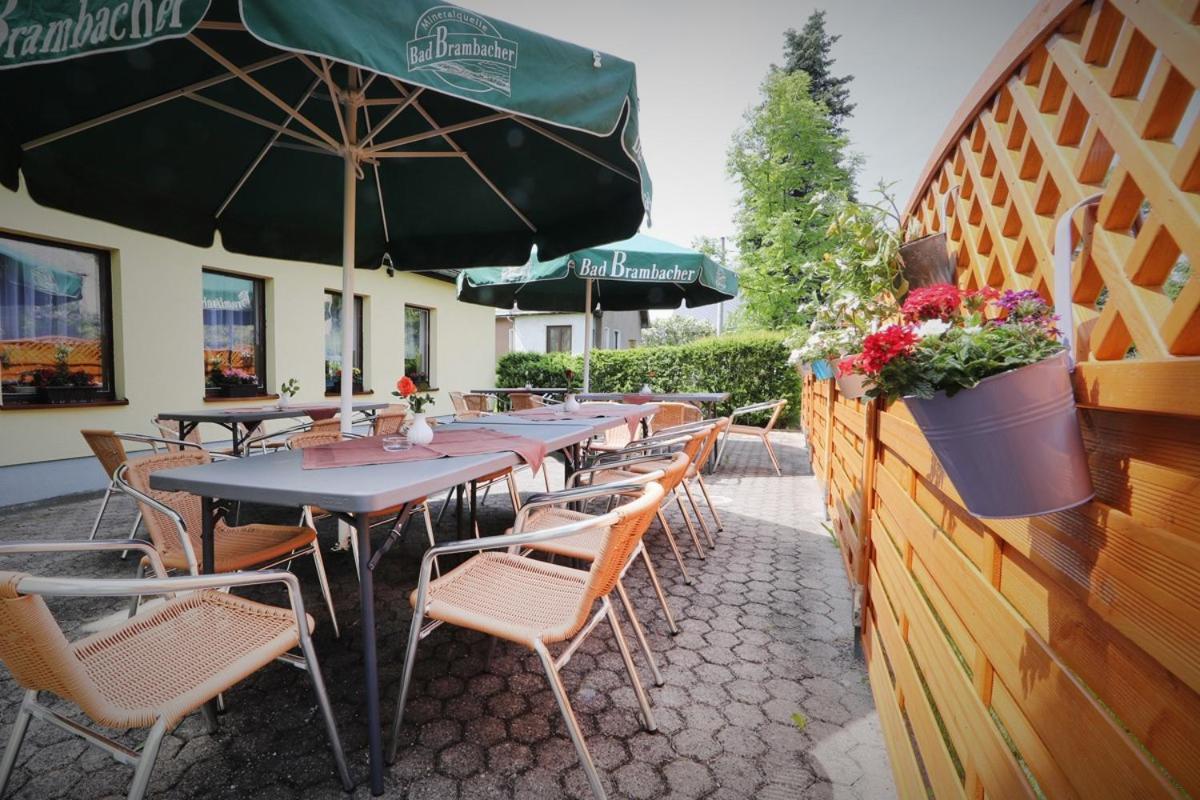 Hotel "Zum Einsiedler" Deutschneudorf Buitenkant foto